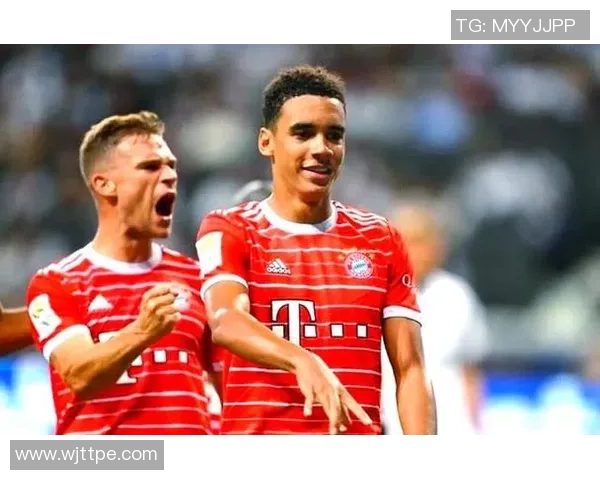 14岁足球天才崭露头角未来之星的成长之路与挑战 14岁足球天才崭露头角未来之星的成长之路与挑战