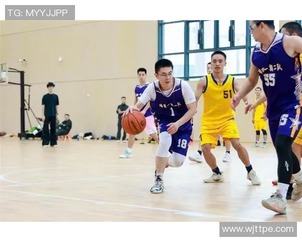 篮球巨献:探秘武汉篮球队的战术