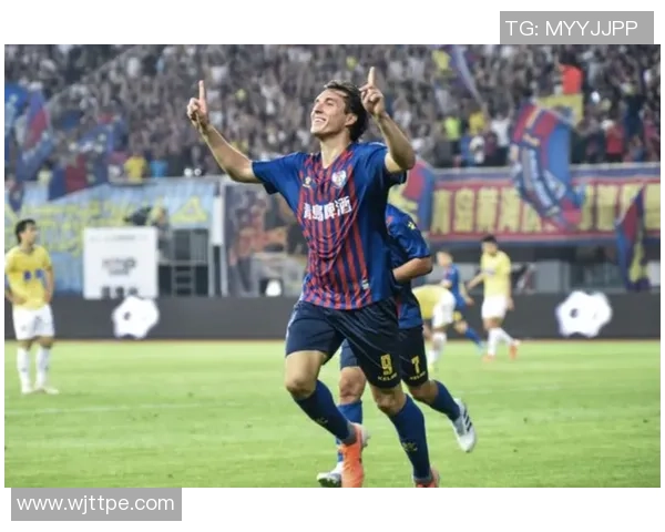 武汉篮球队以92分领跑世锦赛积分榜展现强劲实力